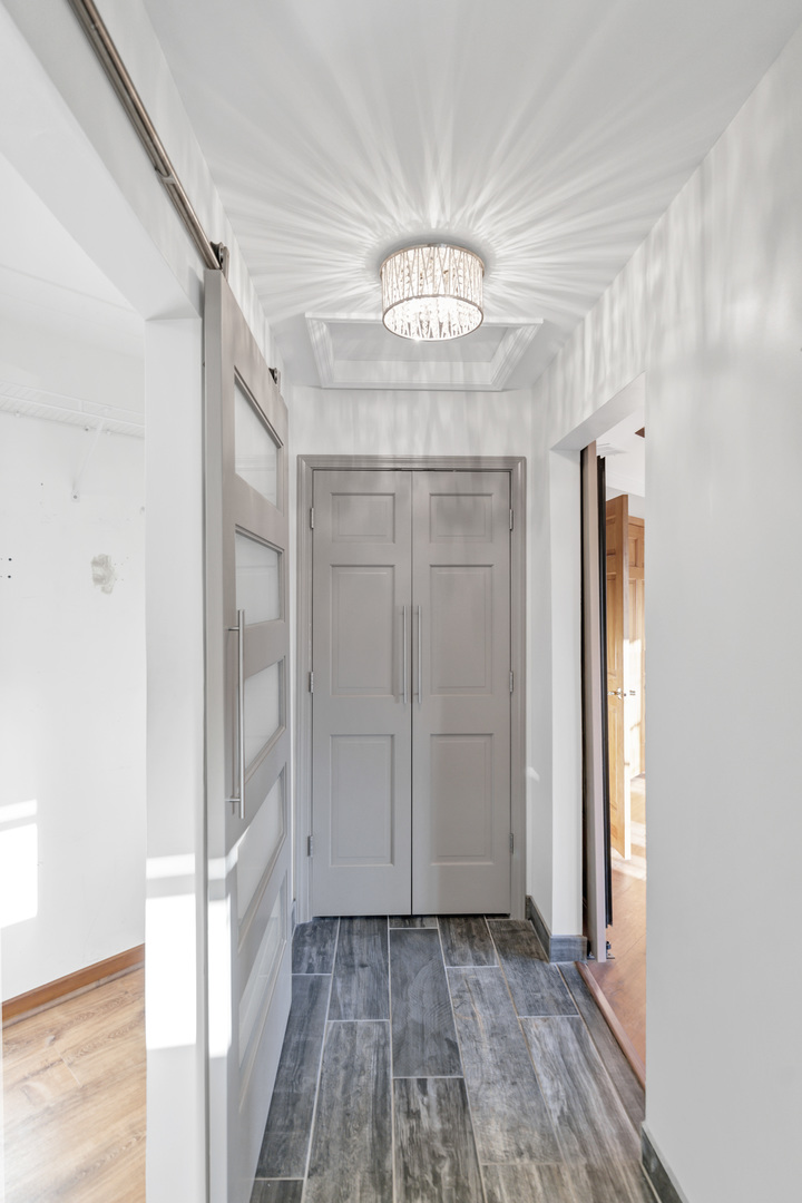 4N550 School Road, St. Charles, IL 60175