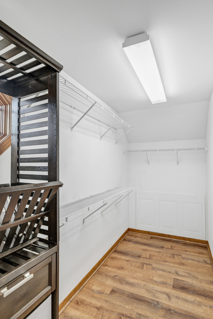 4N550 School Road, St. Charles, IL 60175