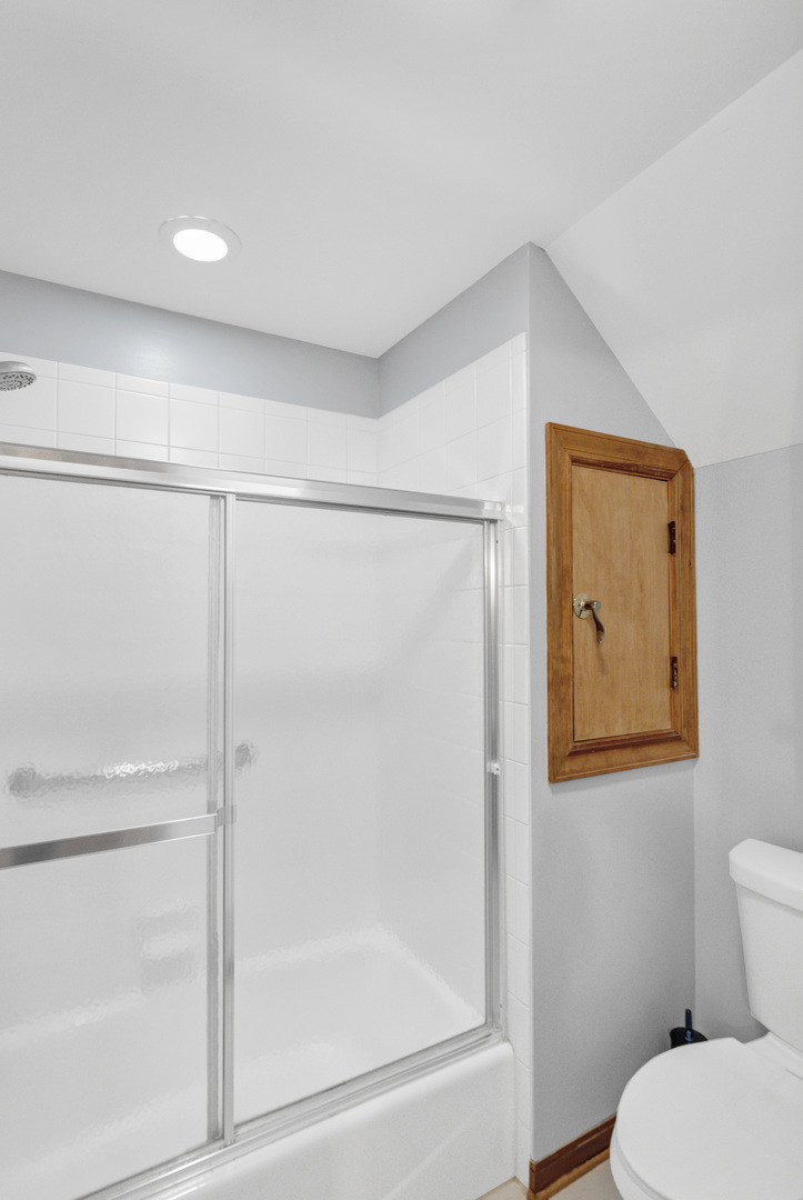 4N550 School Road, St. Charles, IL 60175