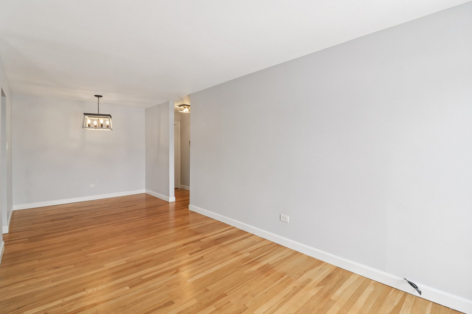 8872 Jody Lane #2E, Des Plaines, IL 60016