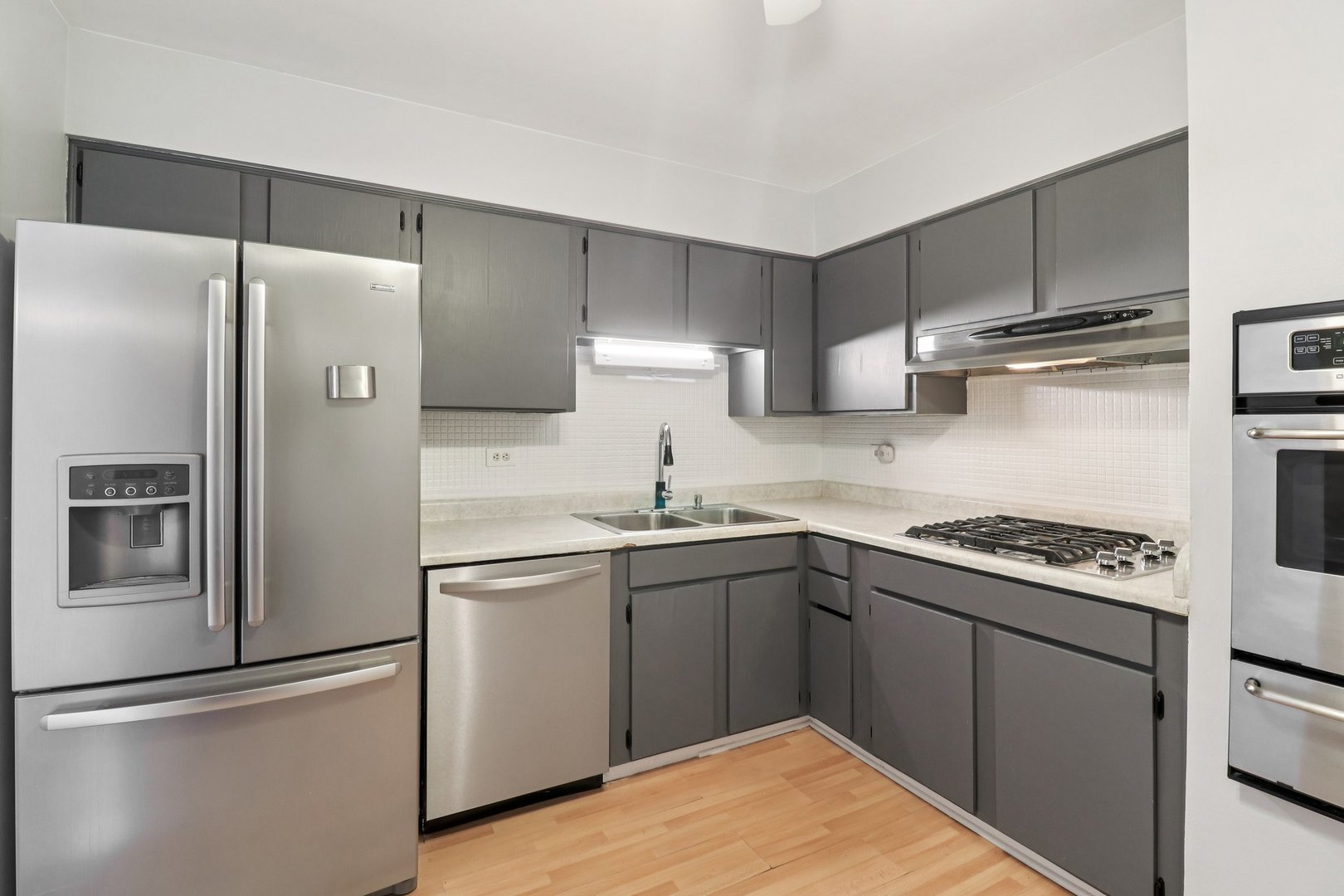 8872 Jody Lane #2E, Des Plaines, IL 60016