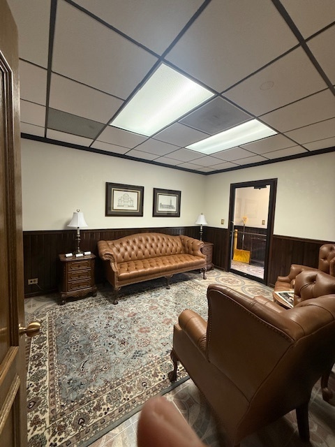 7 S County Street, Waukegan, IL 60085