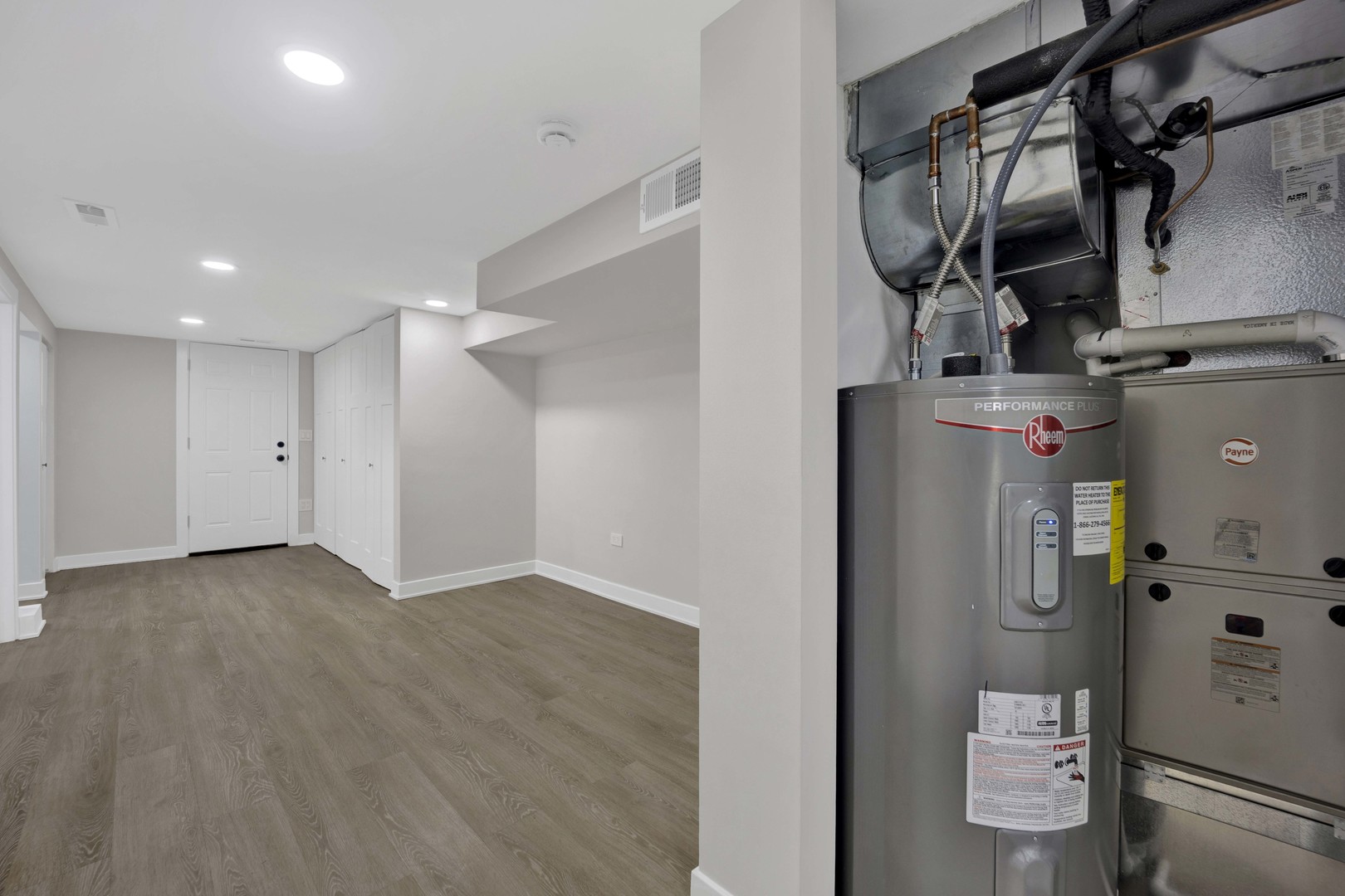 1047 N Saint Louis Avenue, Chicago, IL 60651