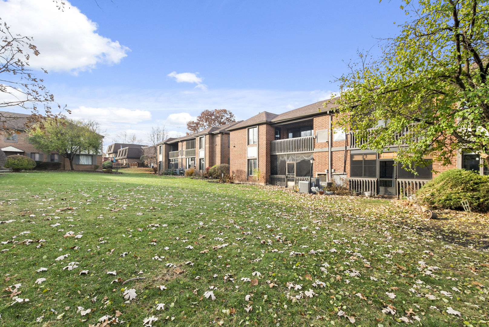 42 Parliament Drive #129, Palos Heights, IL 60463