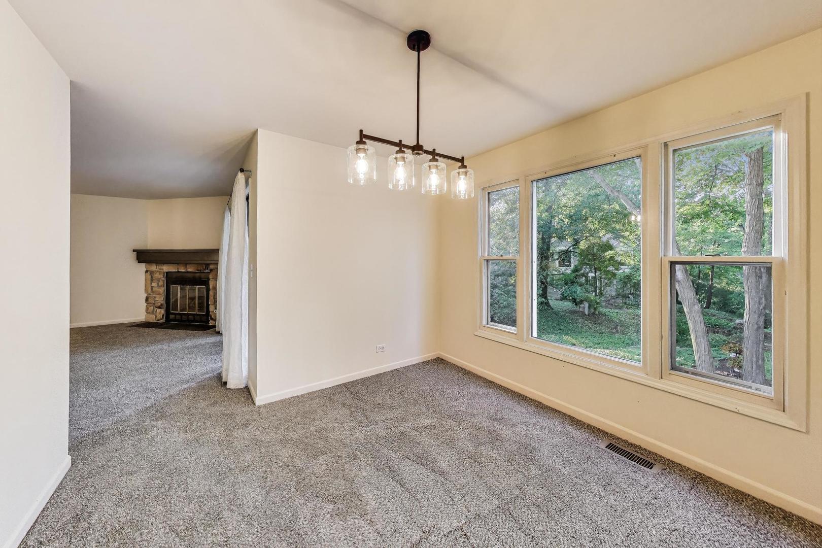 534 River Front Circle #604, Naperville, IL 60540