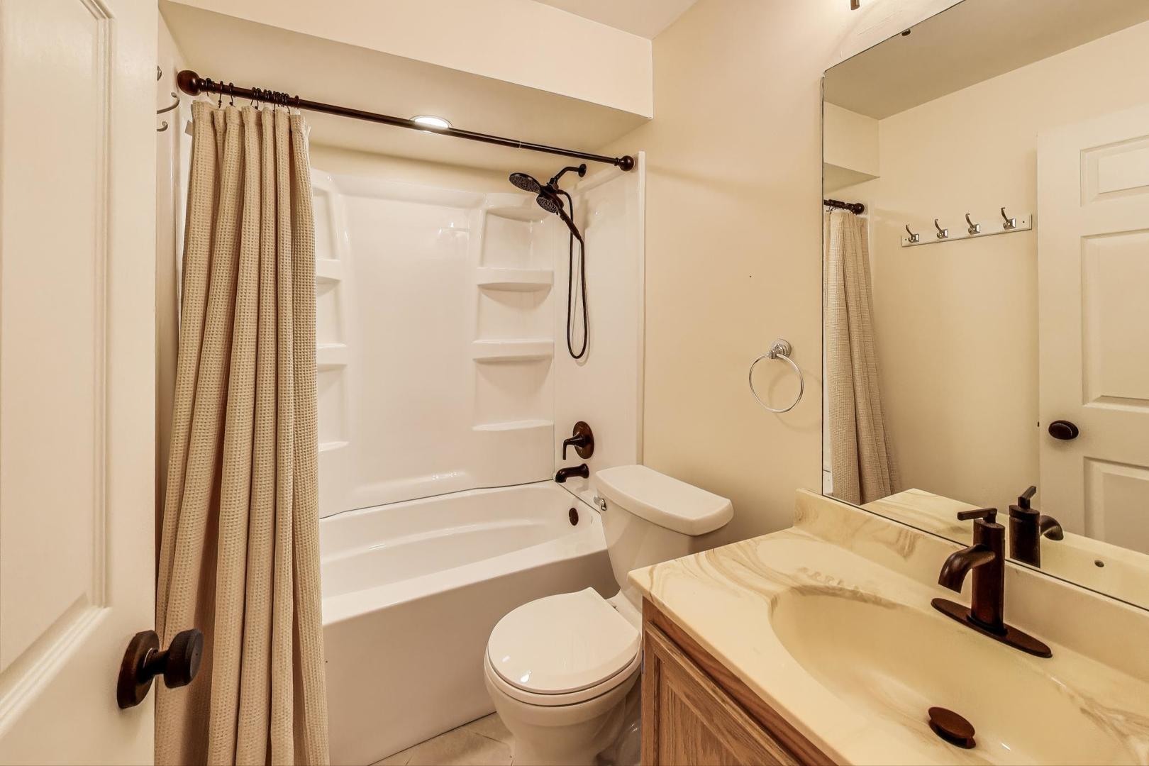 534 River Front Circle #604, Naperville, IL 60540