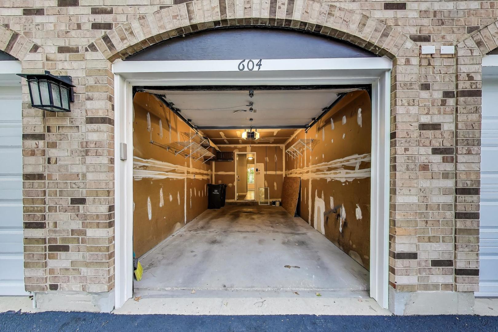 534 River Front Circle #604, Naperville, IL 60540