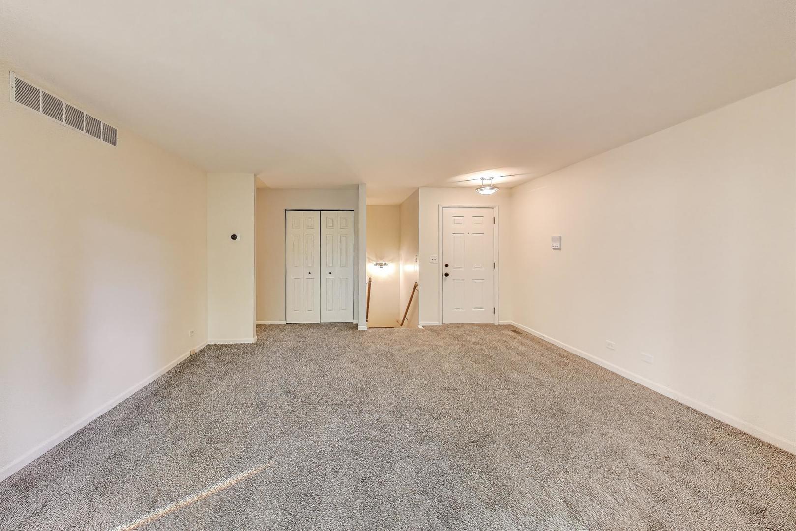 534 River Front Circle #604, Naperville, IL 60540