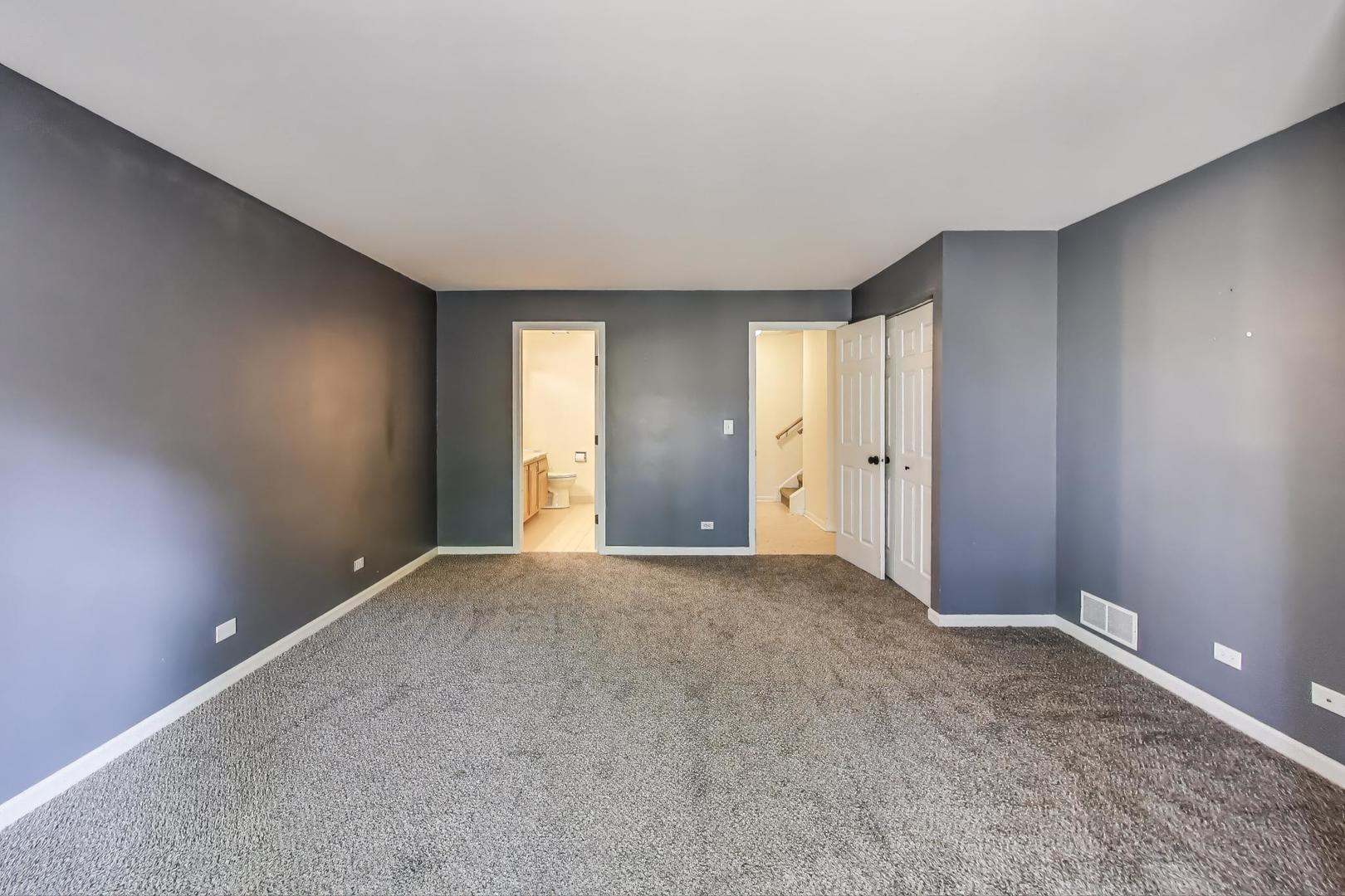 534 River Front Circle #604, Naperville, IL 60540