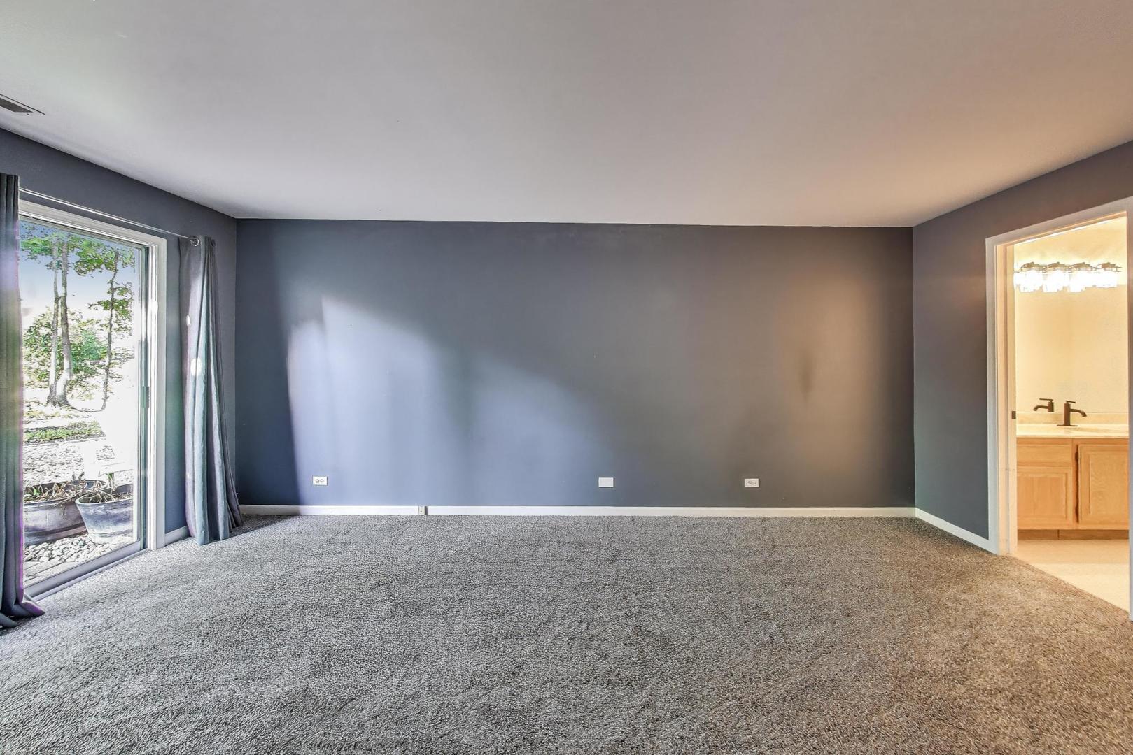 534 River Front Circle #604, Naperville, IL 60540