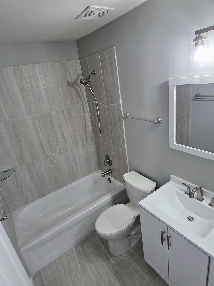 14153 S LONGVIEW Lane, Plainfield, IL 60544