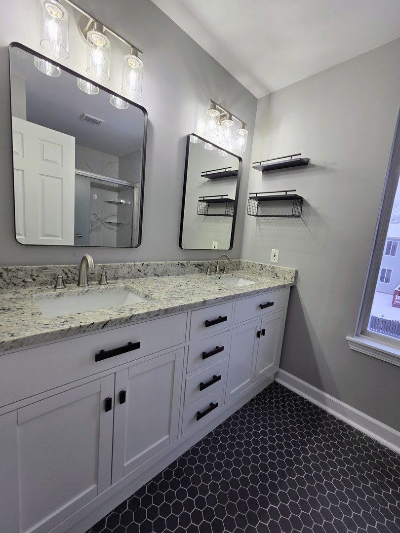 14153 S LONGVIEW Lane, Plainfield, IL 60544