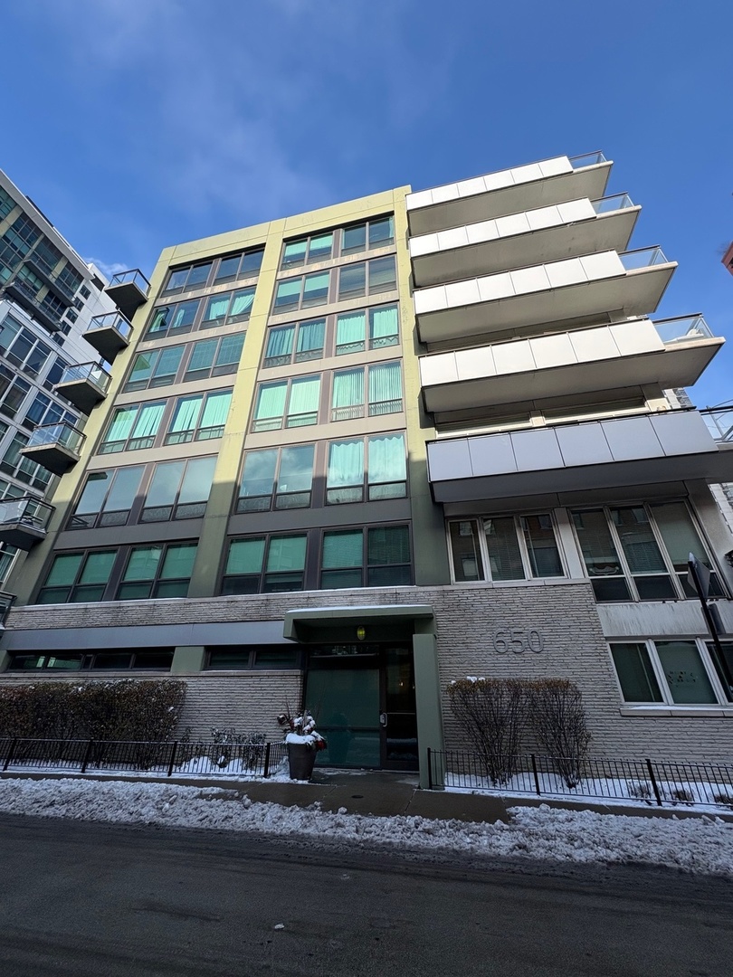650 W Wayman Street #406C, Chicago, IL 60661