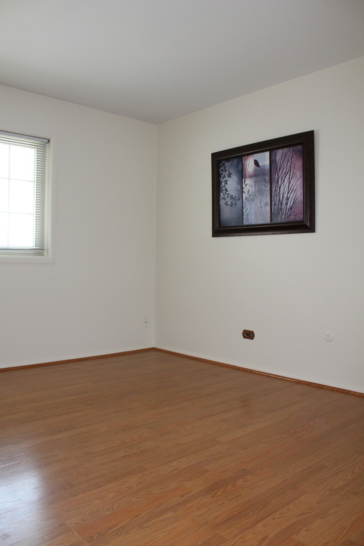 920 Sunnyside Avenue, Thornton, IL 60476