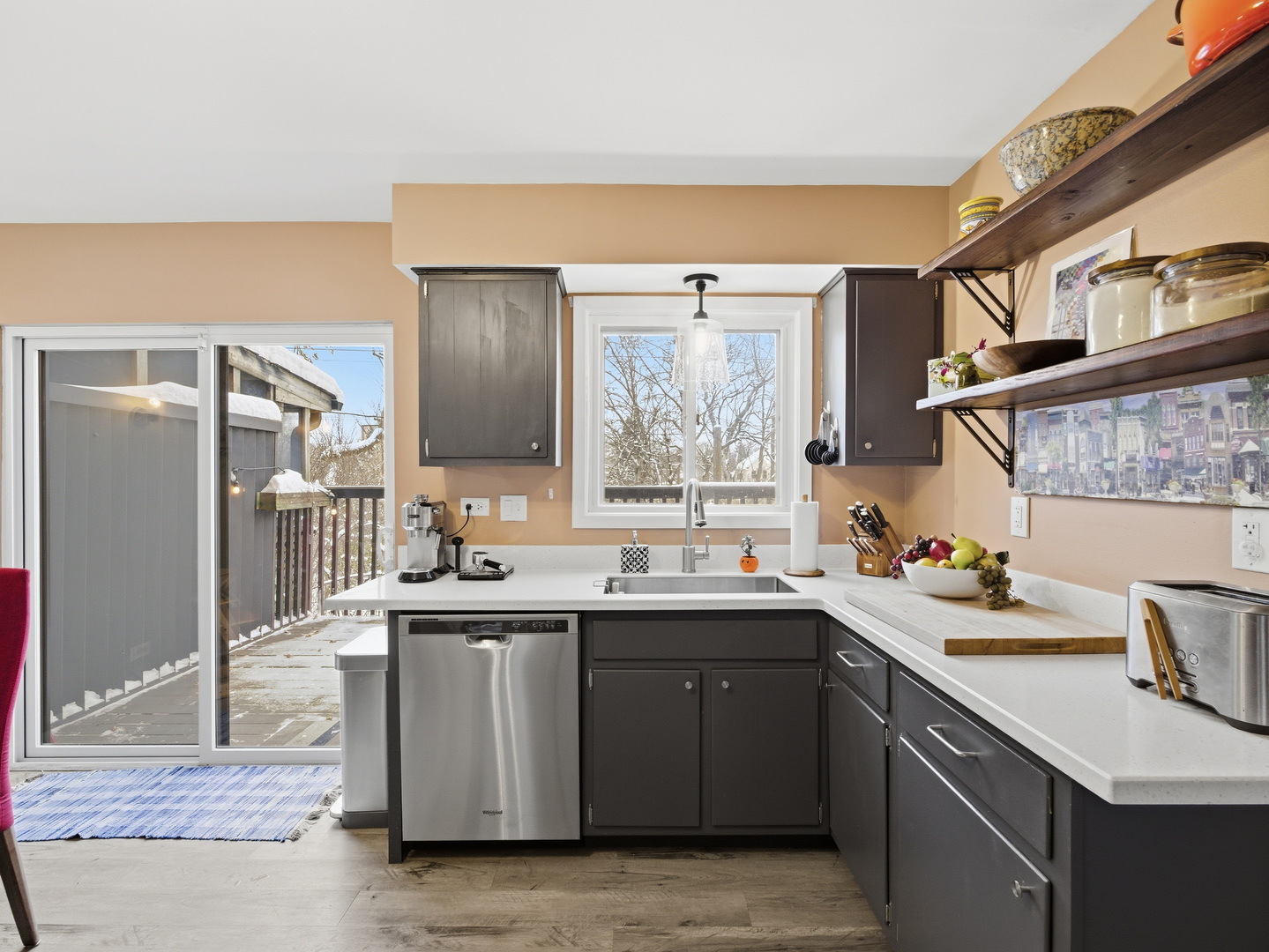 300 Duane Street #3, Glen Ellyn, IL 60137