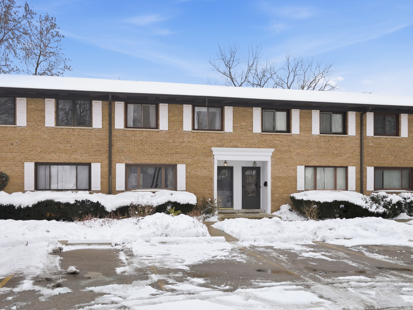 300 Duane Street #3, Glen Ellyn, IL 60137