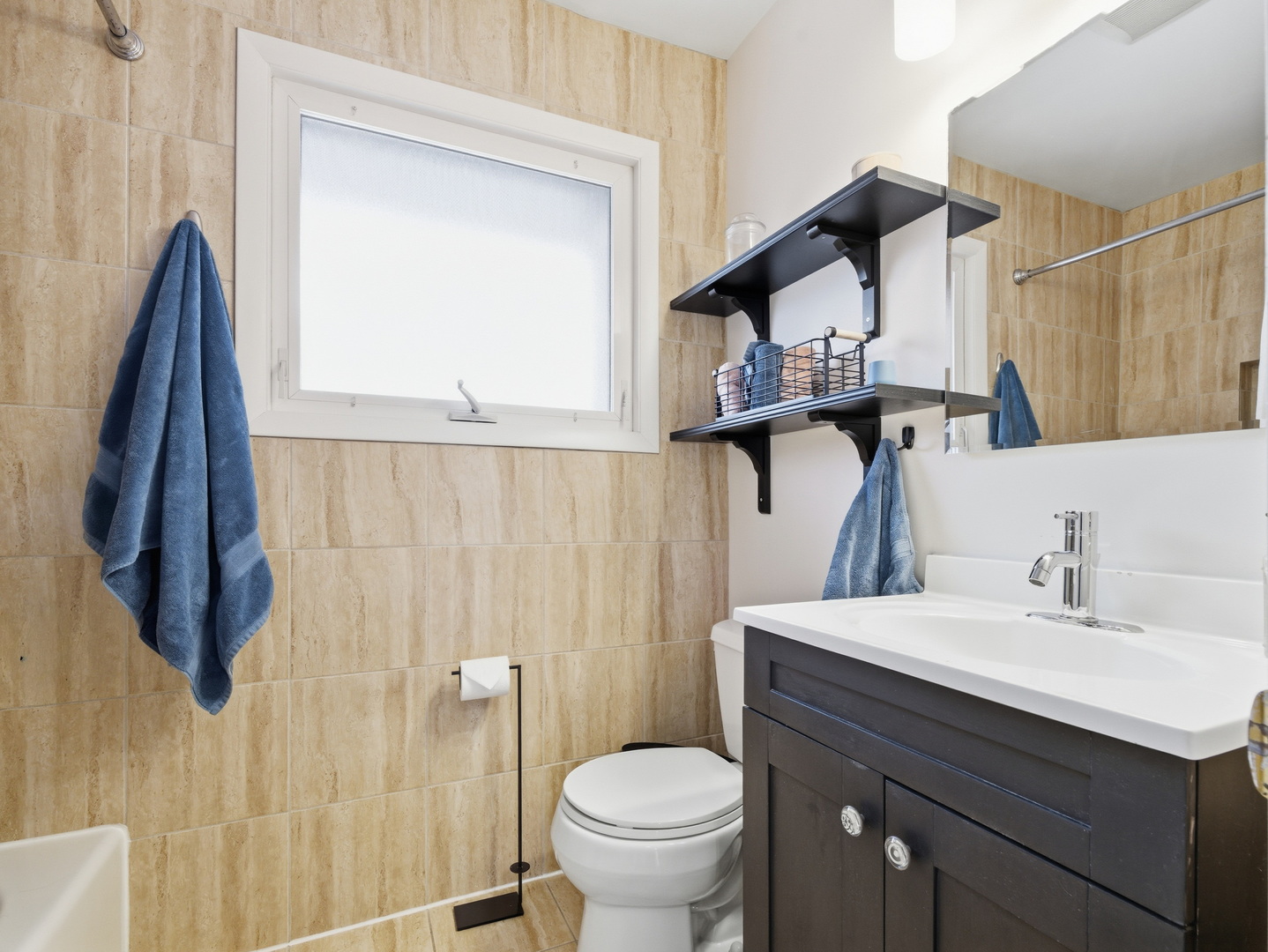 300 Duane Street #3, Glen Ellyn, IL 60137