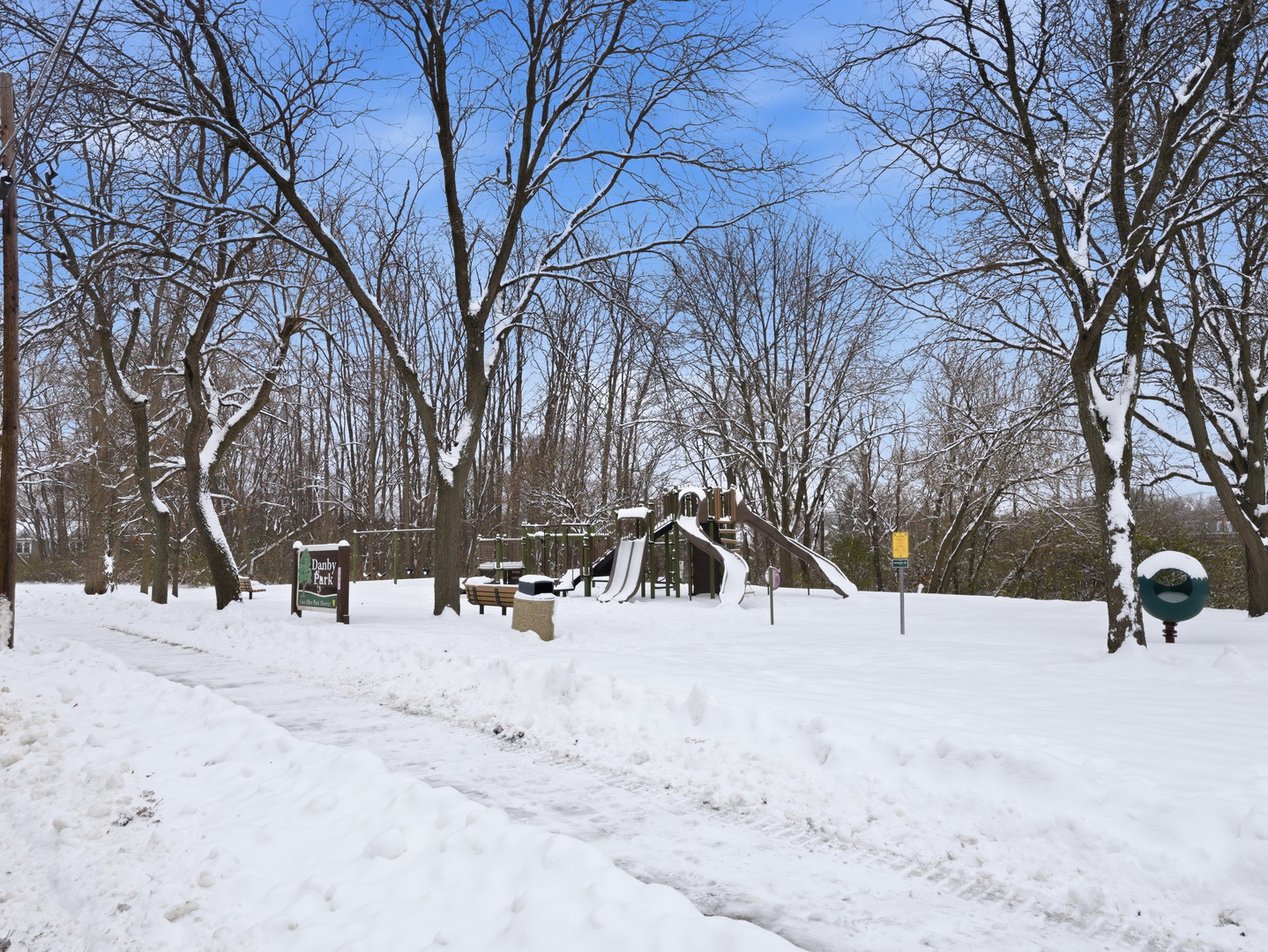 300 Duane Street #3, Glen Ellyn, IL 60137