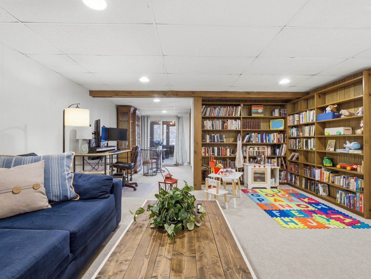 300 Duane Street #3, Glen Ellyn, IL 60137