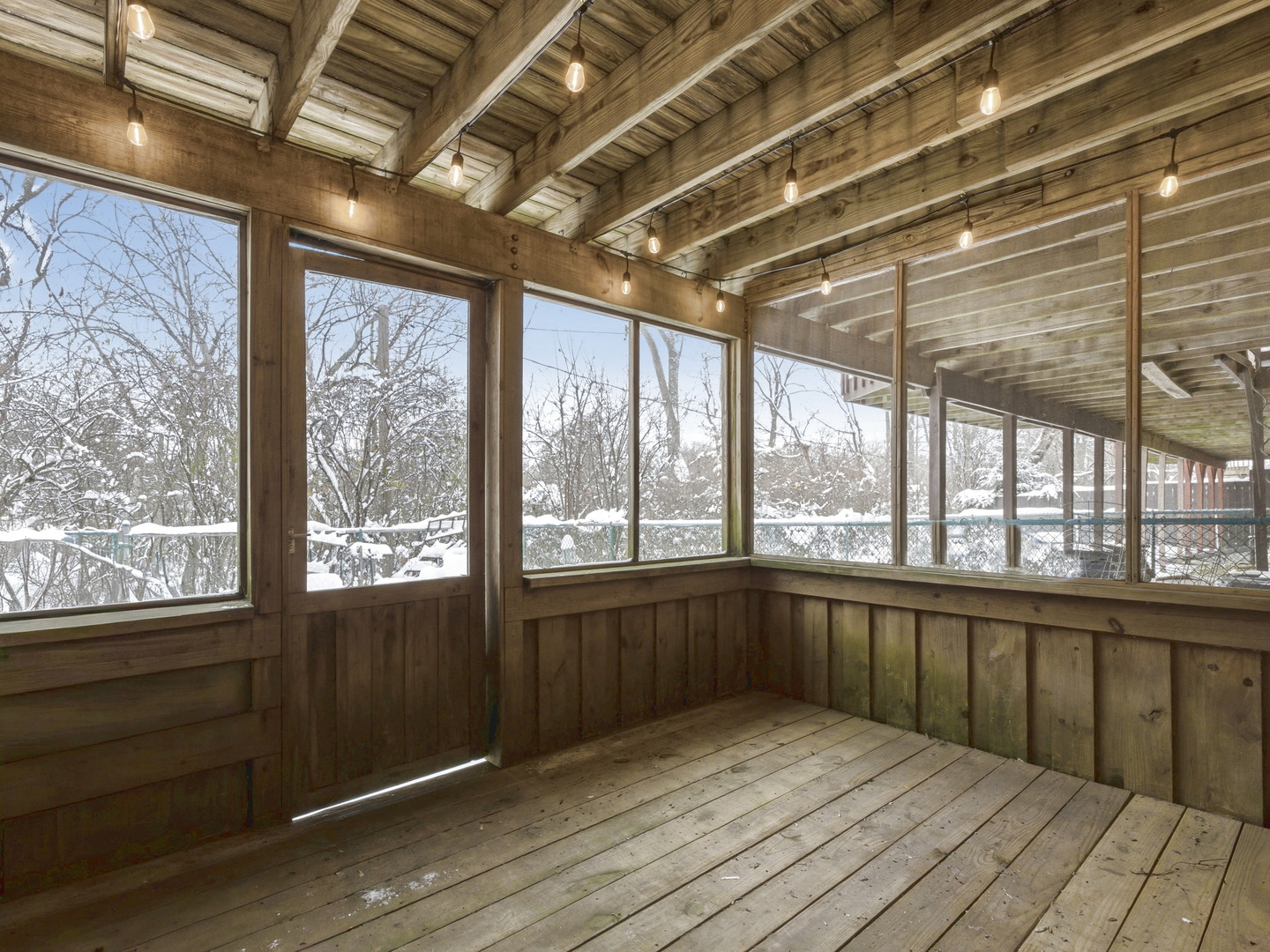 300 Duane Street #3, Glen Ellyn, IL 60137