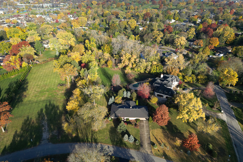 520 Ridgemoor Drive, Willowbrook, IL 60527