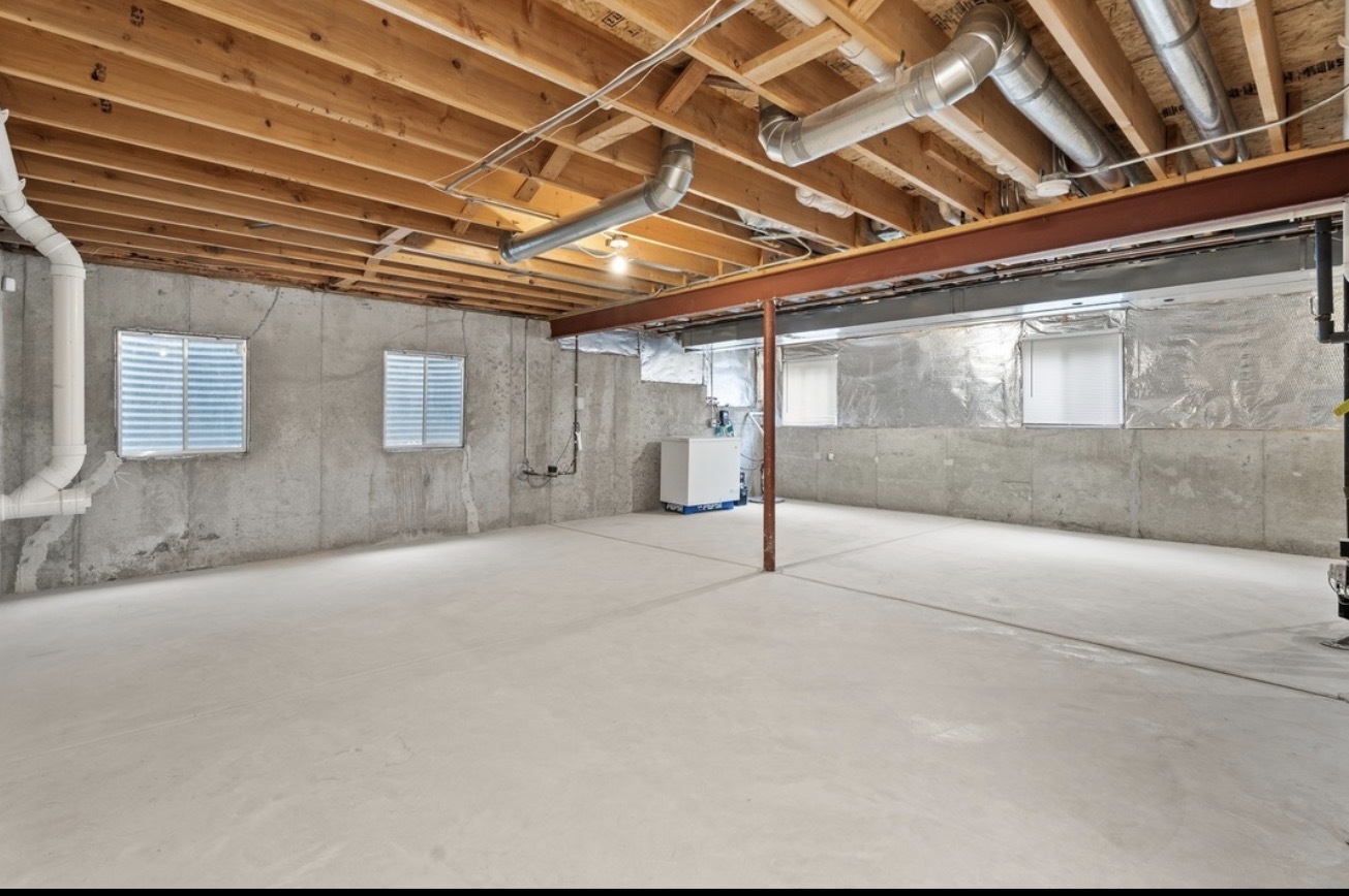 412 Clifton Lane, Bolingbrook, IL 60440