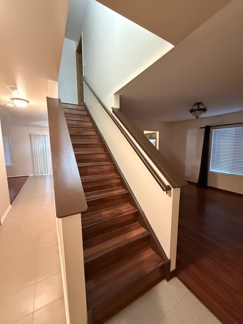 412 Clifton Lane, Bolingbrook, IL 60440