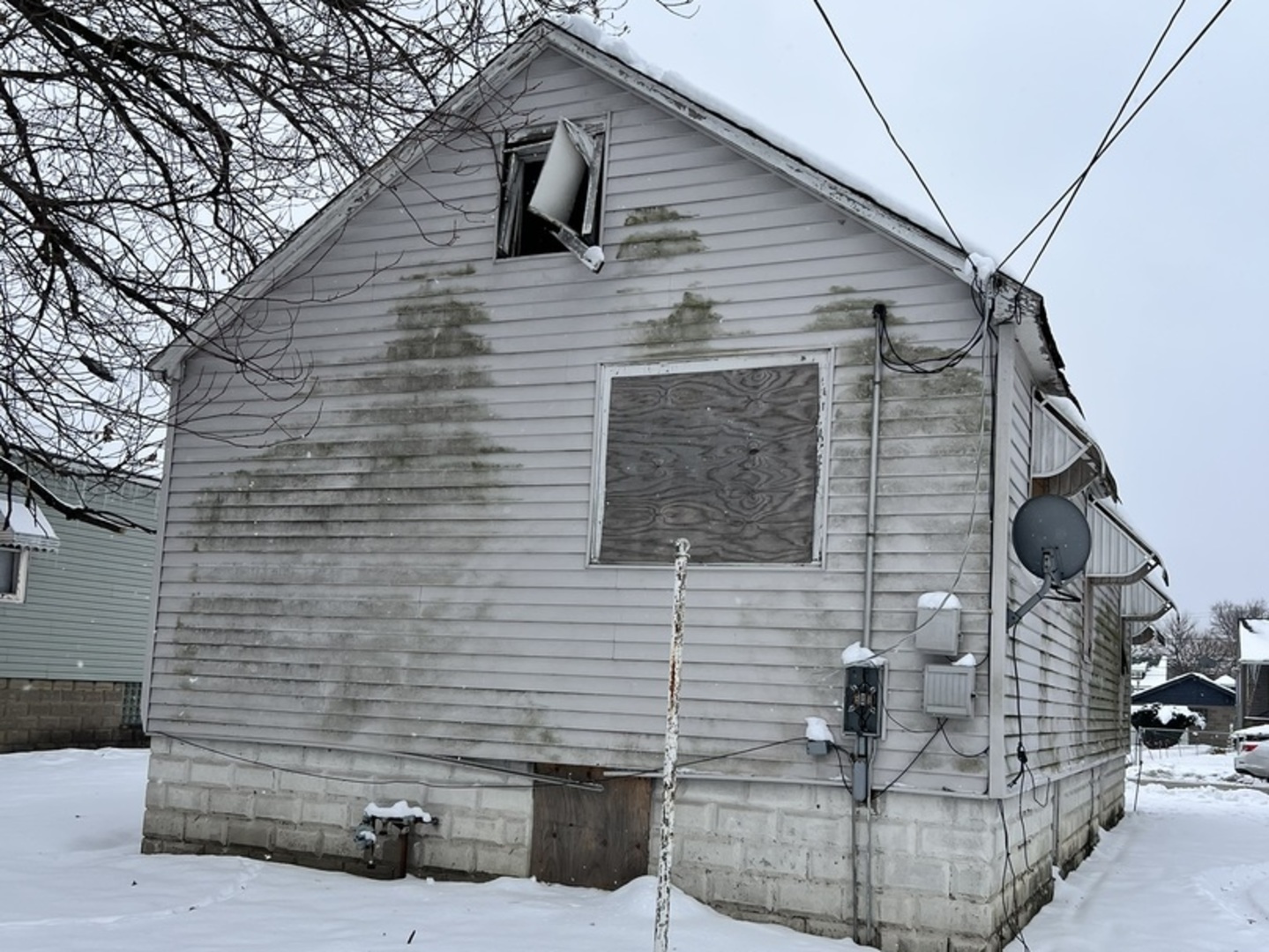 438 155th Place, Calumet City, IL 60409