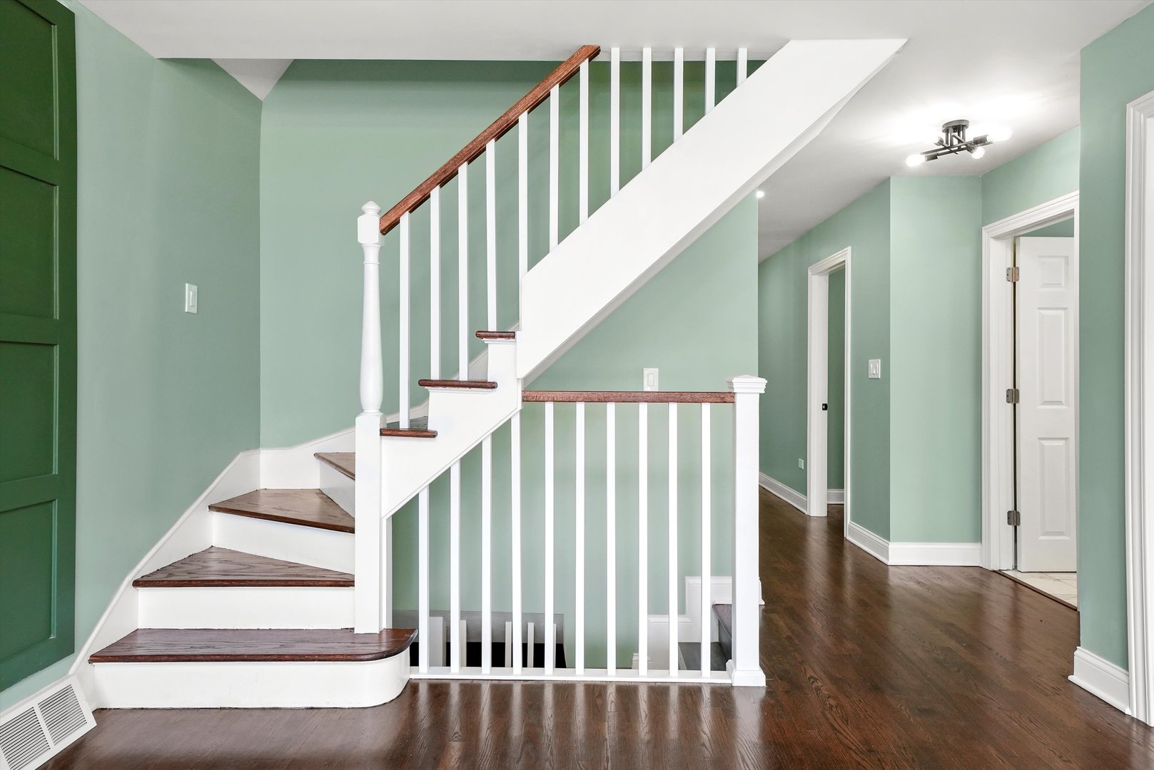 10436 S Eberhart Avenue, Chicago, IL 60628