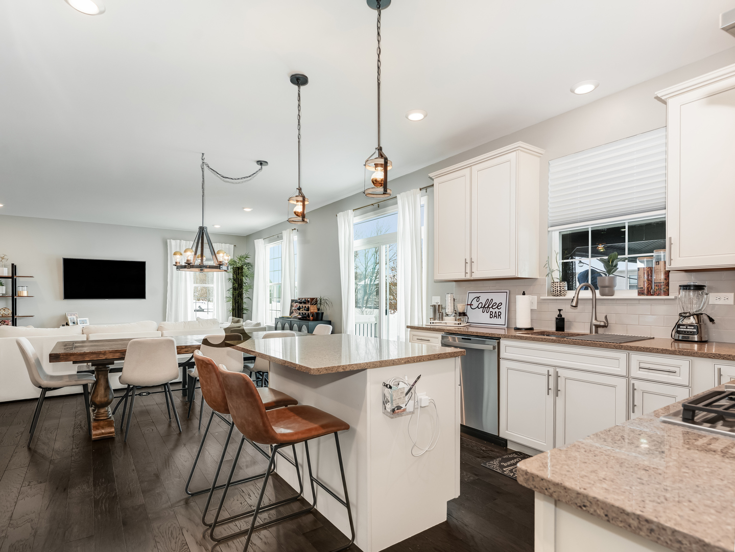 707 Long Ridge Trail, Minooka, IL 60447