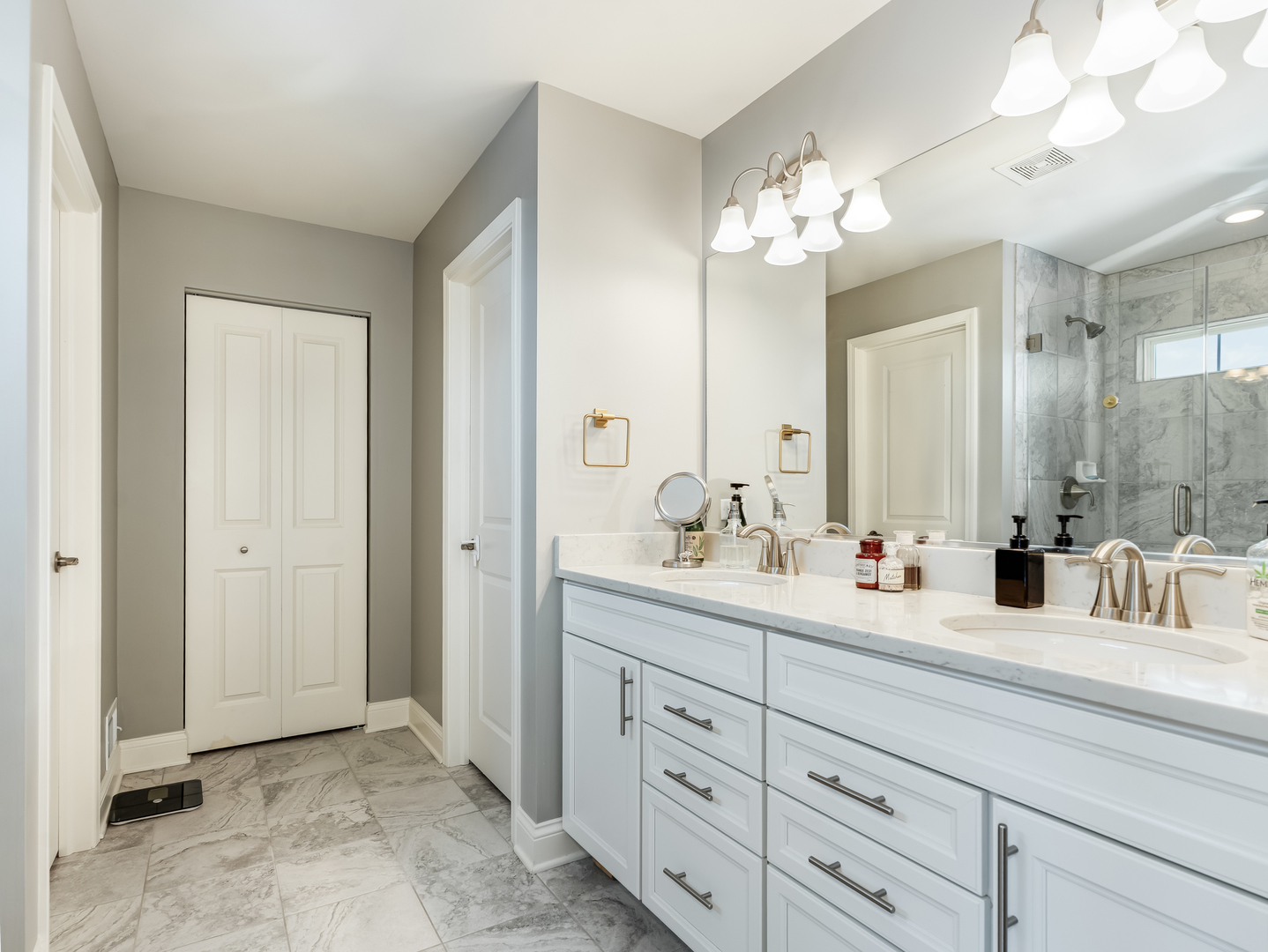 707 Long Ridge Trail, Minooka, IL 60447