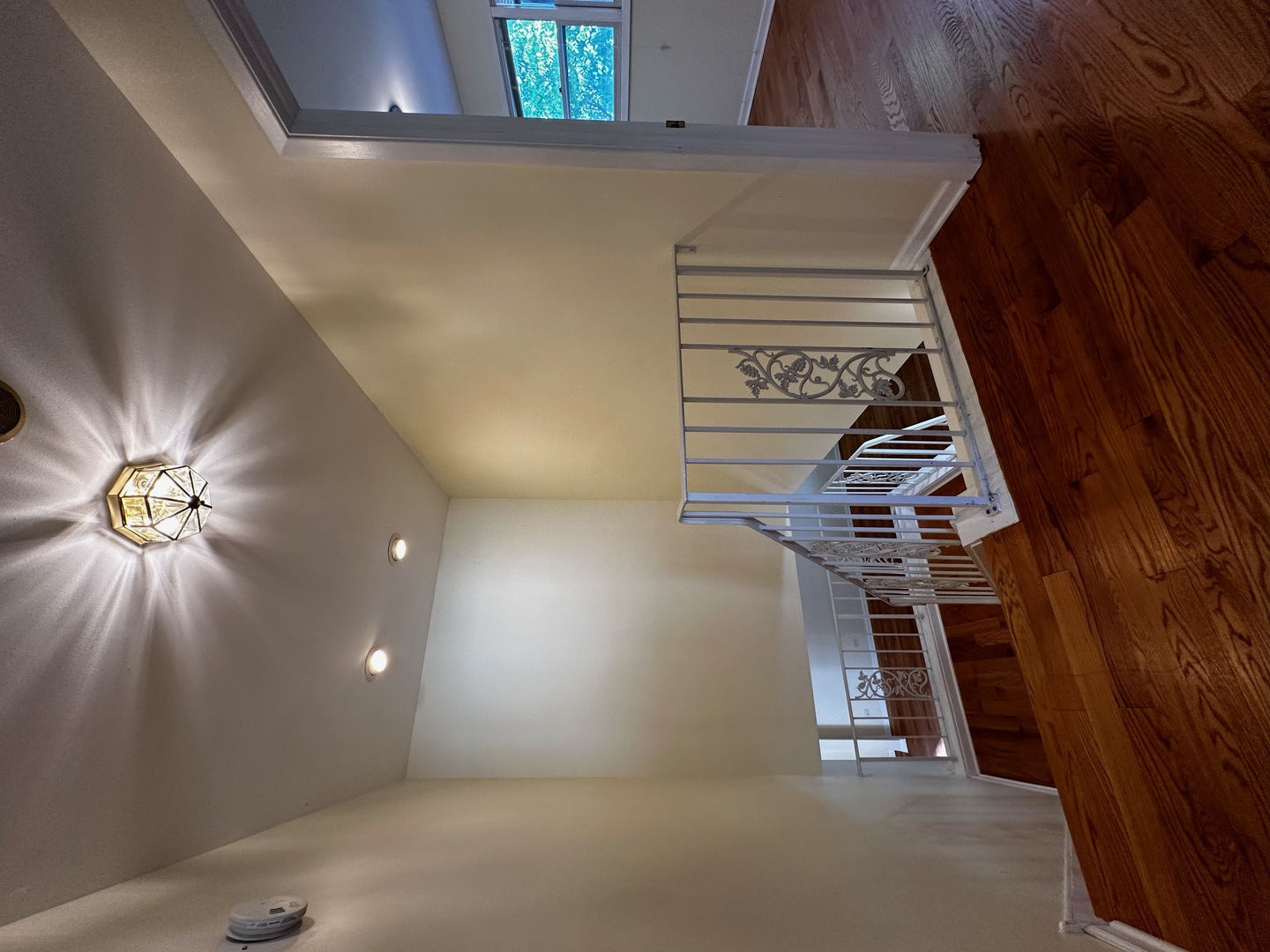 711 Lakeside Drive, Vernon Hills, IL 60061