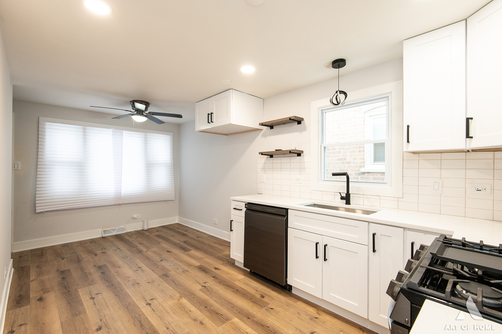 9749 S Harvard Avenue, Chicago, IL 60628