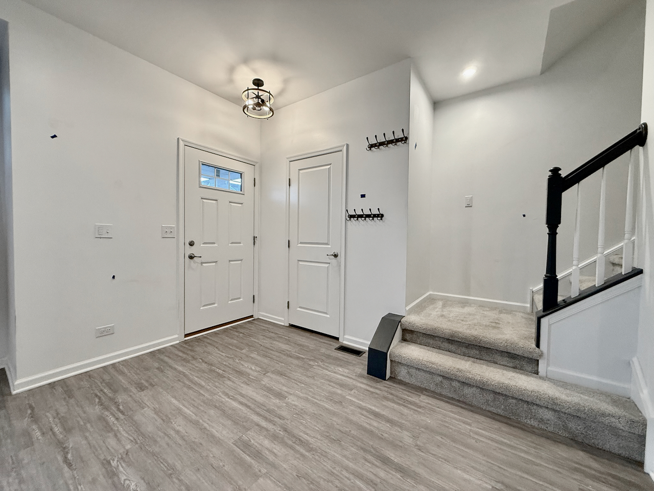 45 Nicholas Drive, Des Plaines, IL 60016