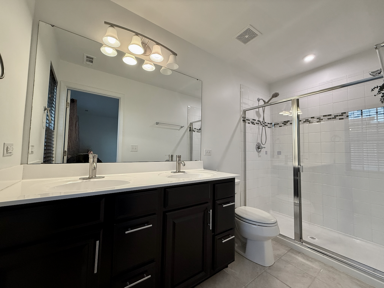 45 Nicholas Drive, Des Plaines, IL 60016