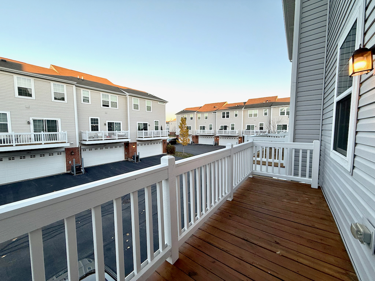 45 Nicholas Drive, Des Plaines, IL 60016