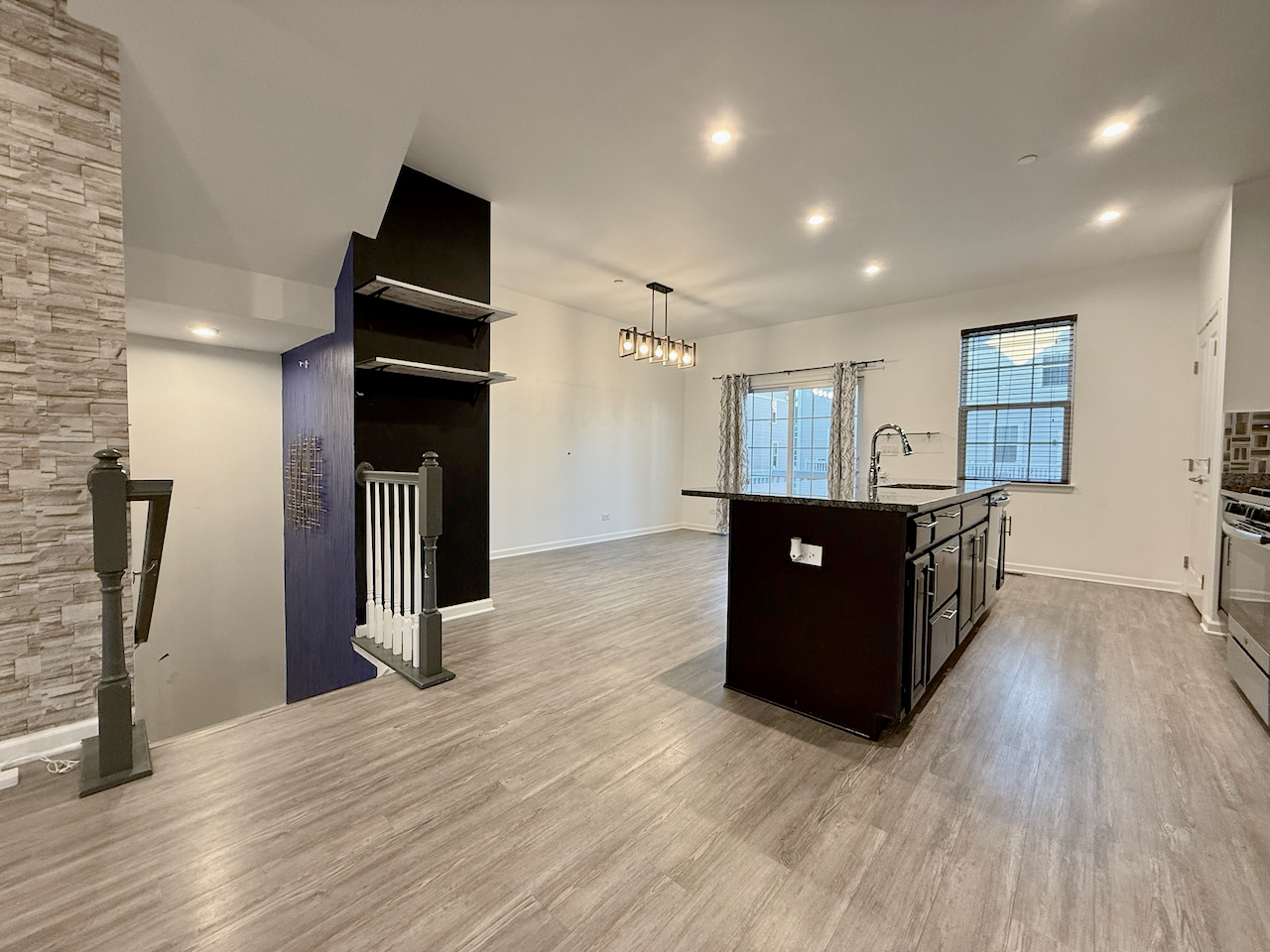 45 Nicholas Drive, Des Plaines, IL 60016