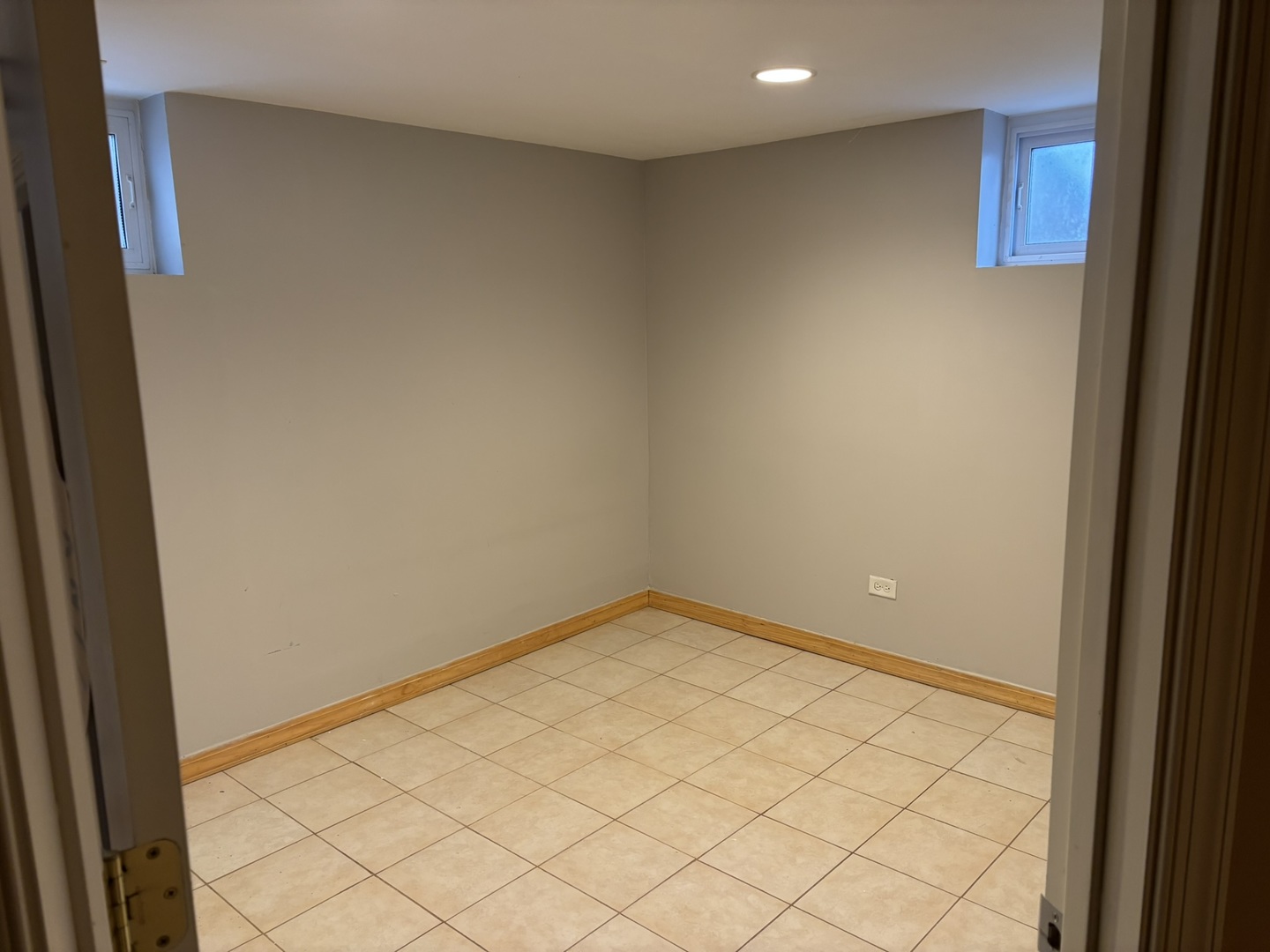 1210 Dell Road, Northbrook, IL 60062