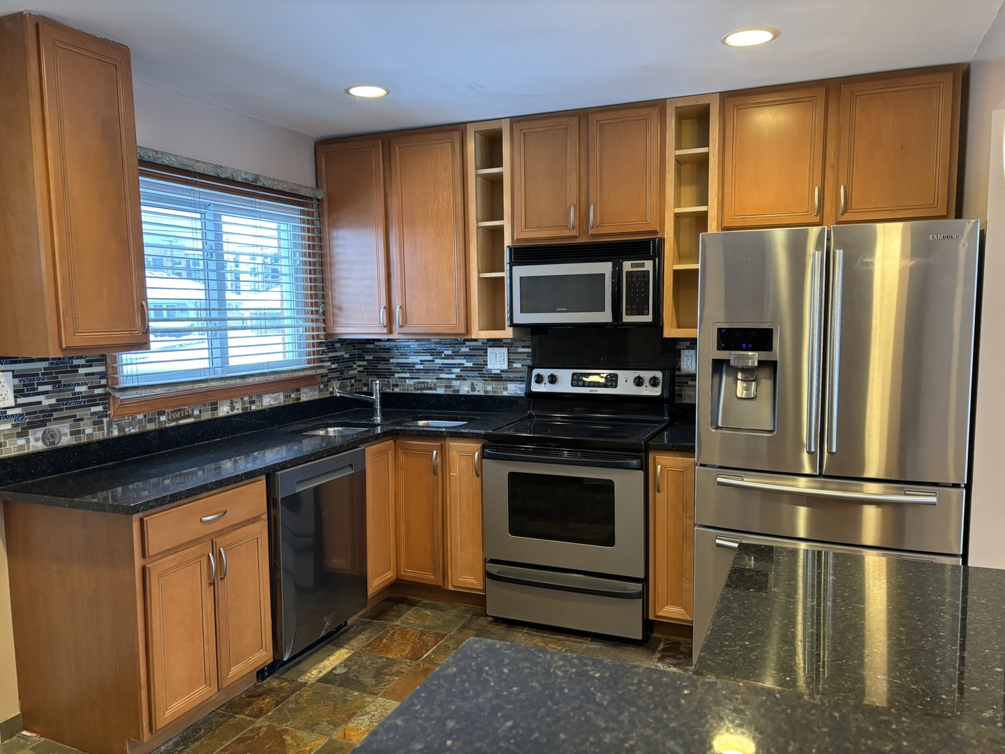 1210 Dell Road, Northbrook, IL 60062