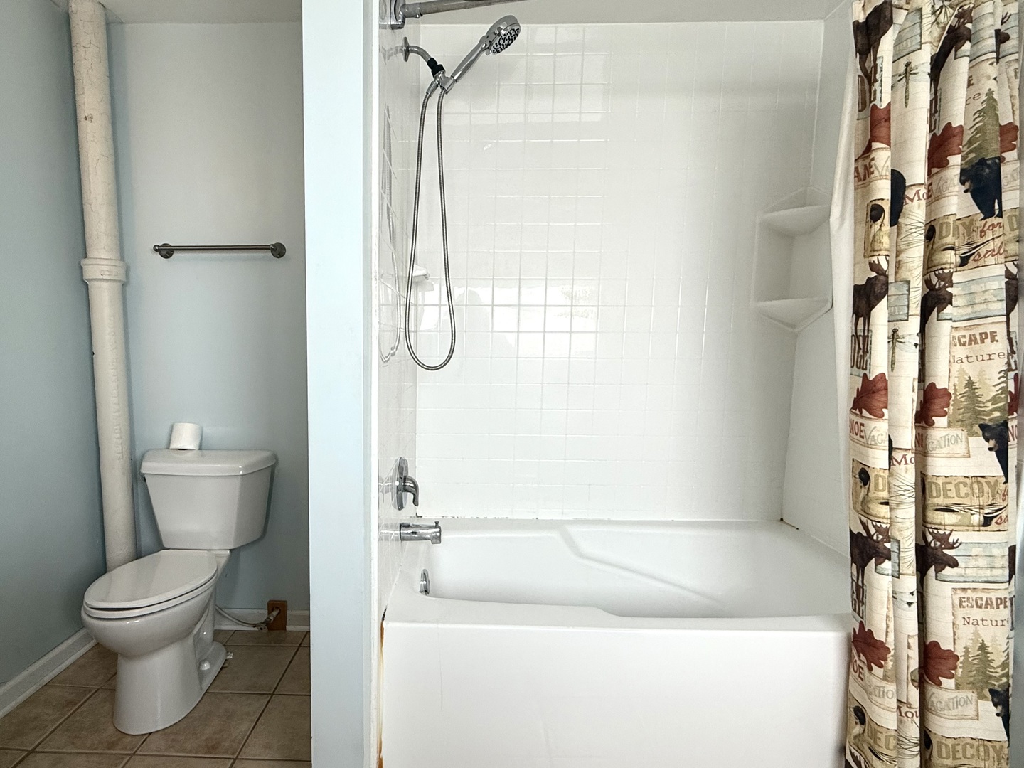 136 W CHESTNUT Street, Compton, IL 61318