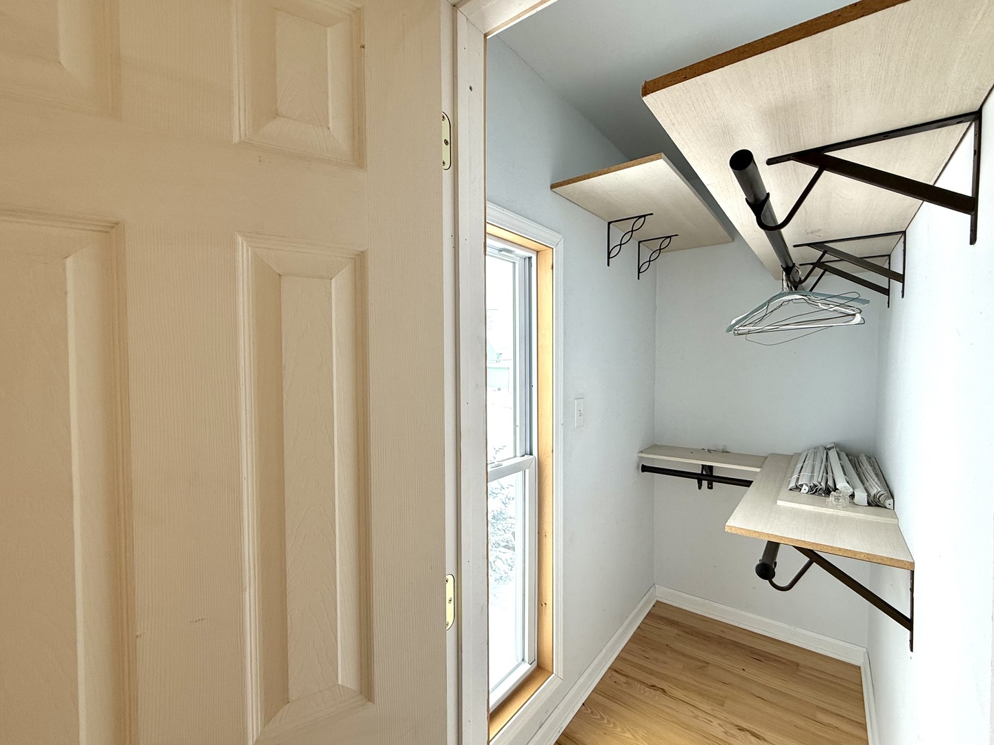 136 W CHESTNUT Street, Compton, IL 61318