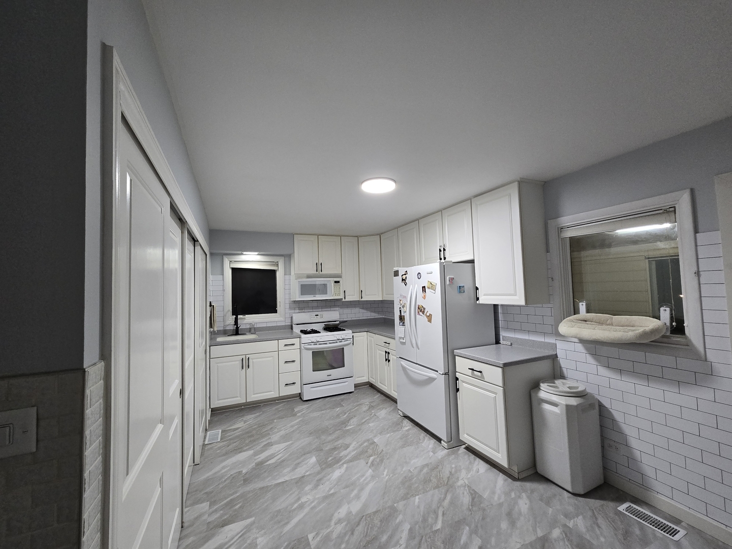 1530 Charles Drive, Glendale Heights, IL 60139