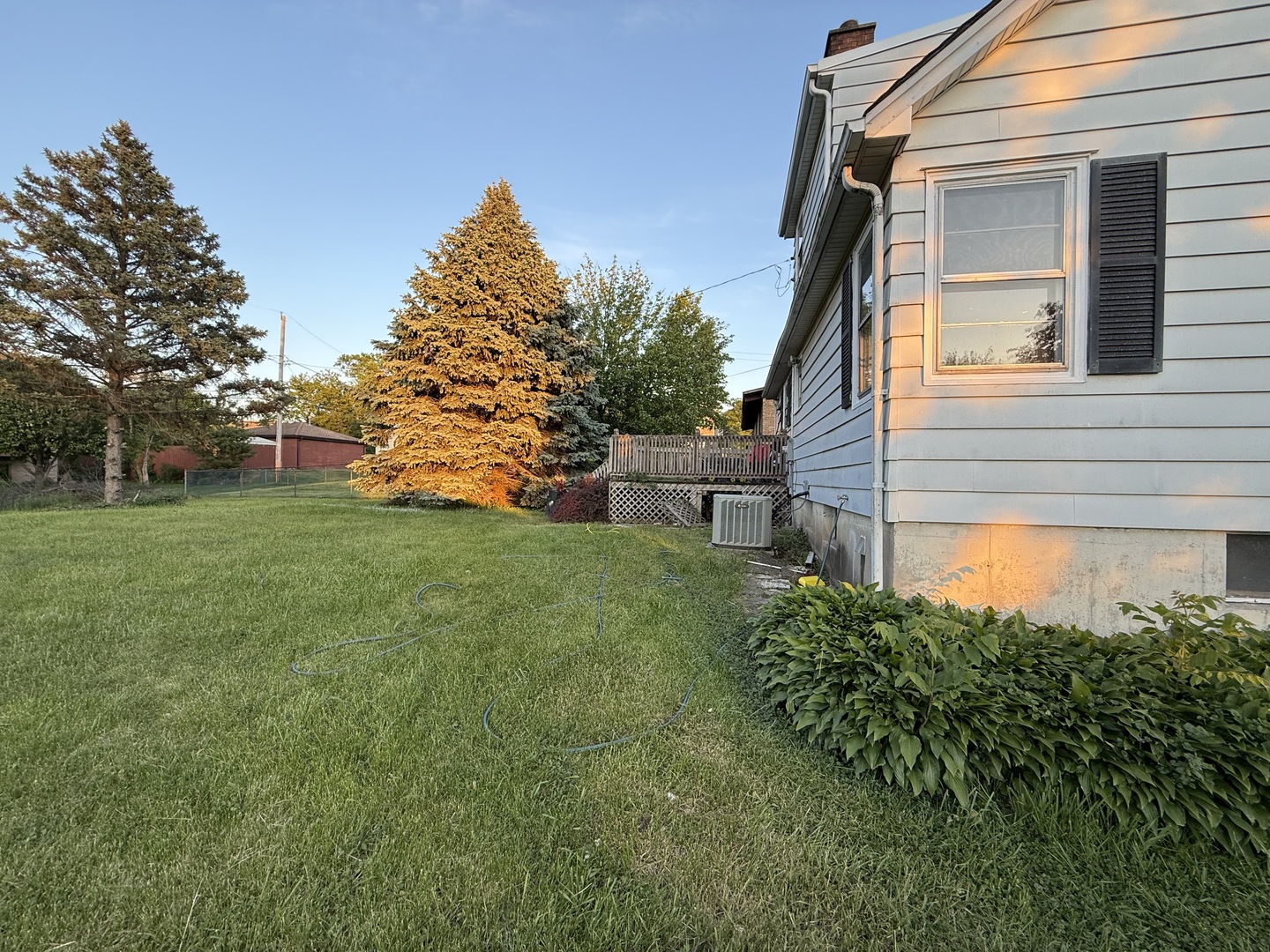 106 Kazwell Street, Willow Springs, IL 60480