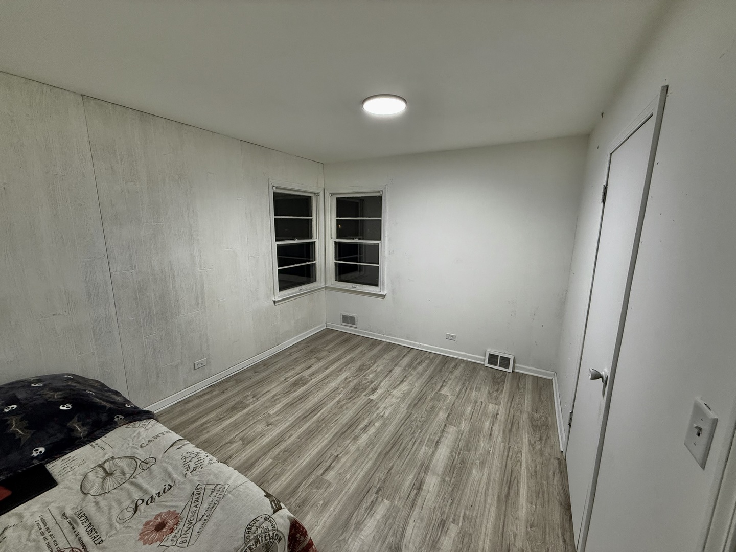 106 Kazwell Street, Willow Springs, IL 60480