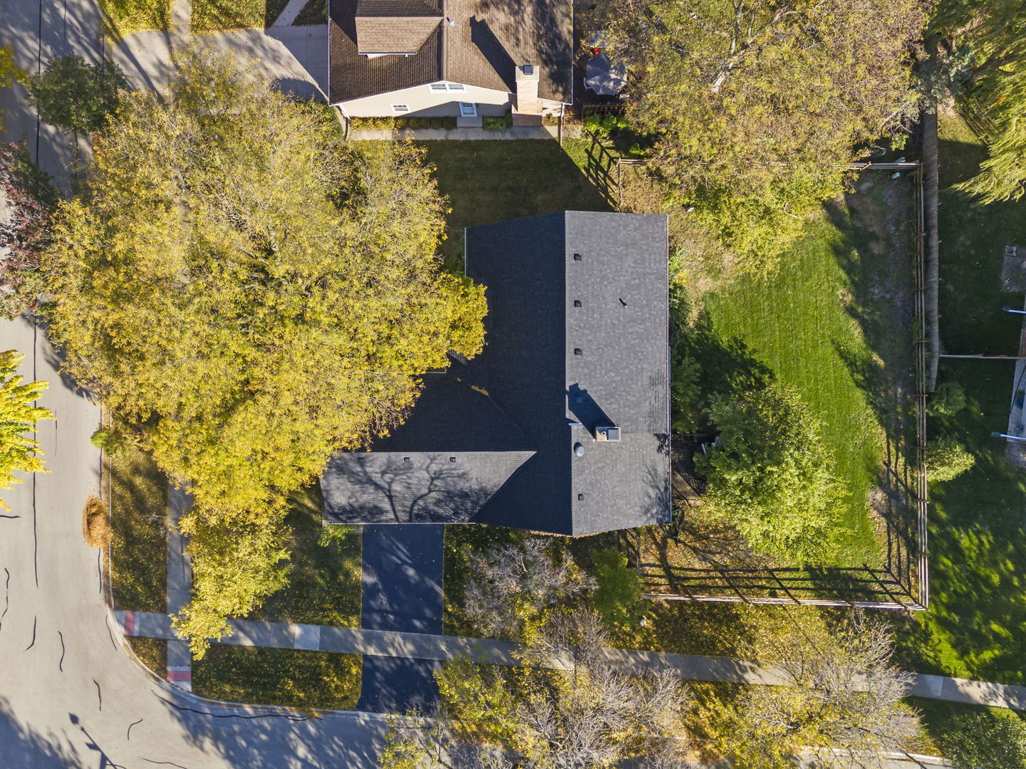 210 Westmoreland Lane, Naperville, IL 60540