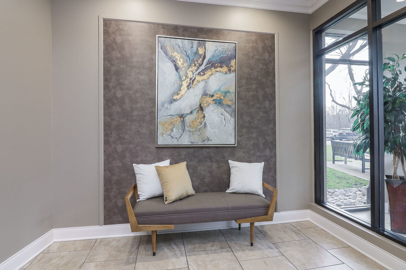 601 Lake Hinsdale Drive #101, Willowbrook, IL 60527