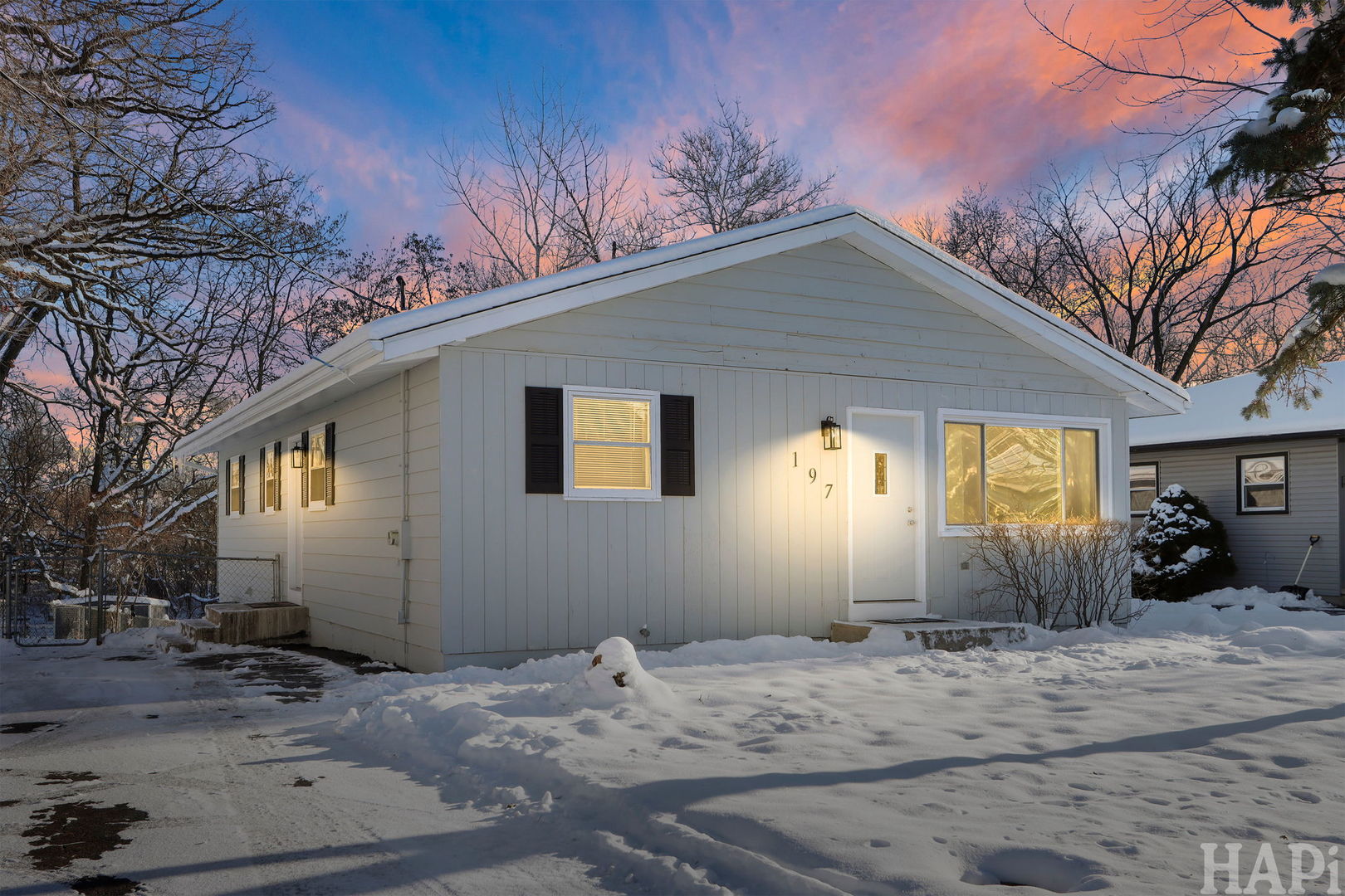 197 Maplewood Drive, Antioch, IL 60002