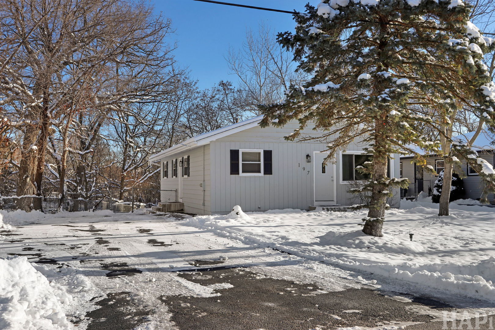 197 Maplewood Drive, Antioch, IL 60002