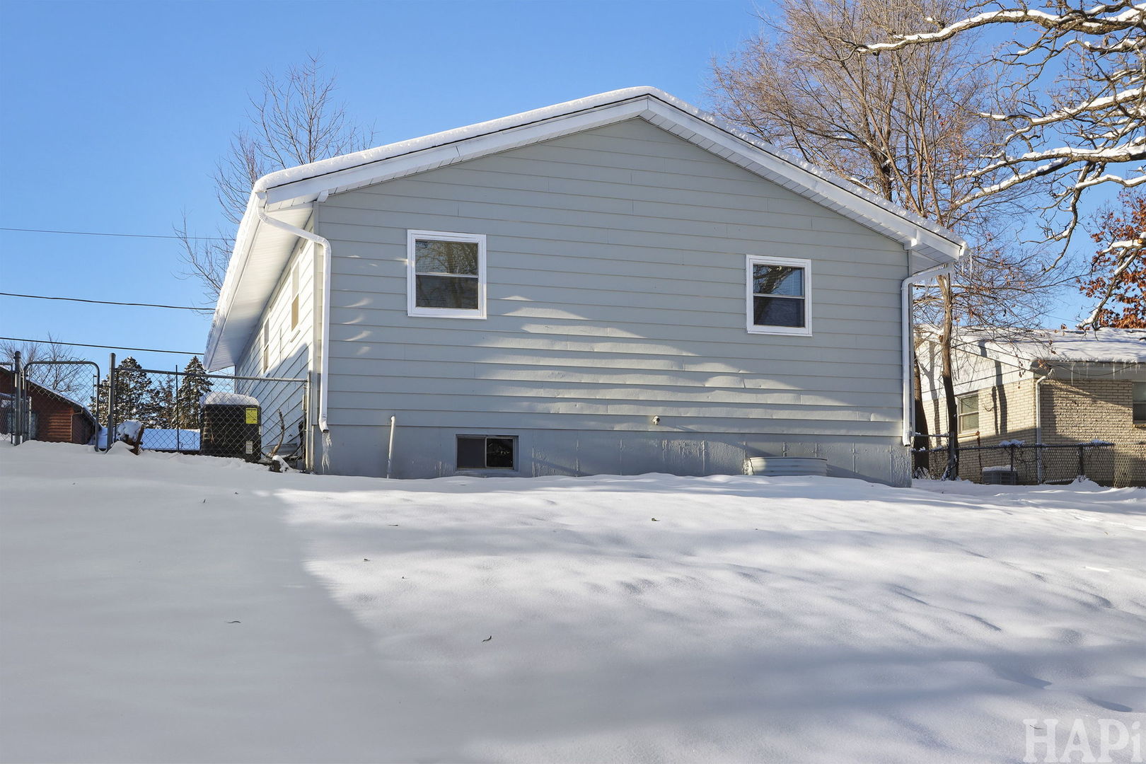 197 Maplewood Drive, Antioch, IL 60002