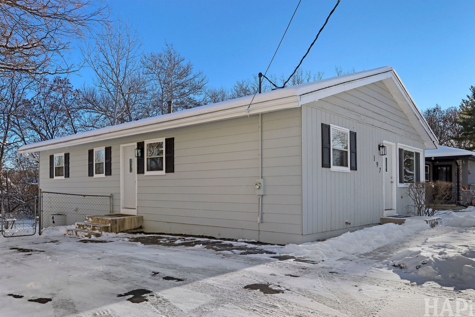 197 Maplewood Drive, Antioch, IL 60002